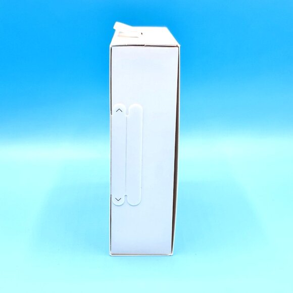 Oura Ring 4 - Smart Ring (Gen 4) - Silver - Size 7 - New and Sealed - Picture 6 of 9